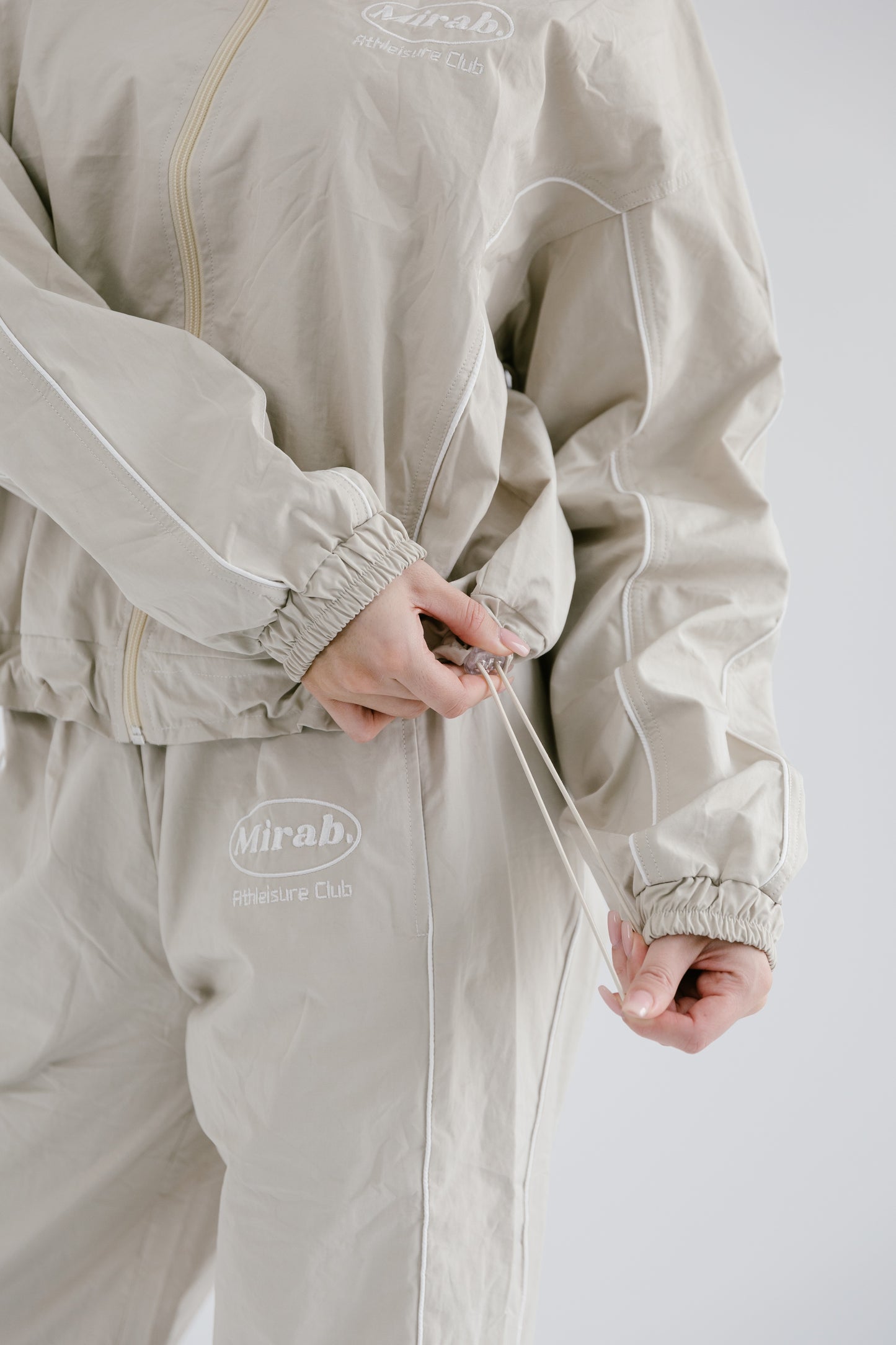 Spray Jacket in Latte