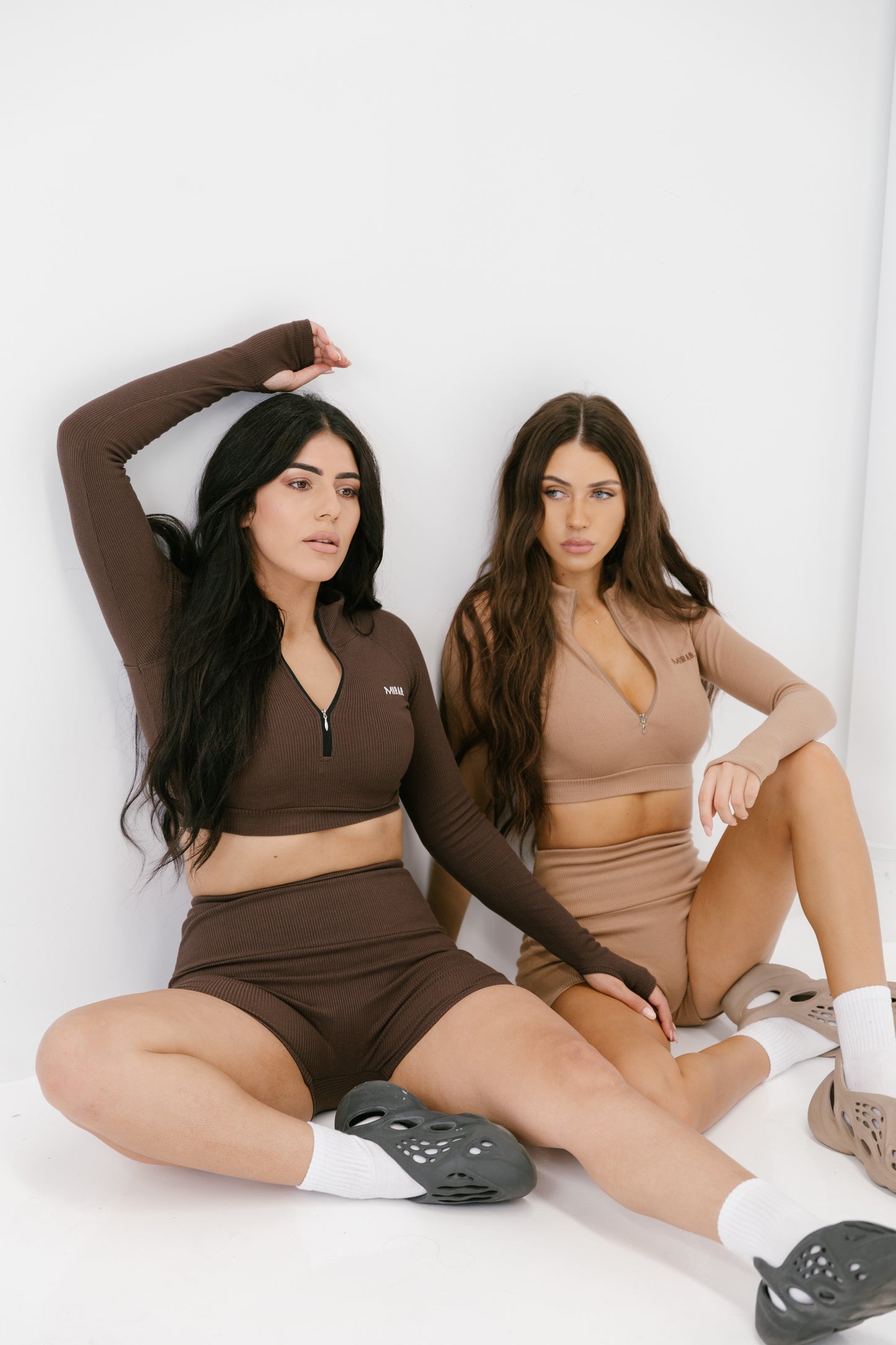 CORE Two Piece Set Crop and Shorts - Brown